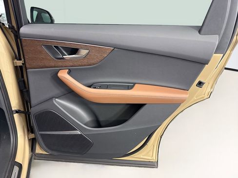 Certified 2025 Audi Q7 3.0T Premium Plus w/ Premium Plus Package image 26