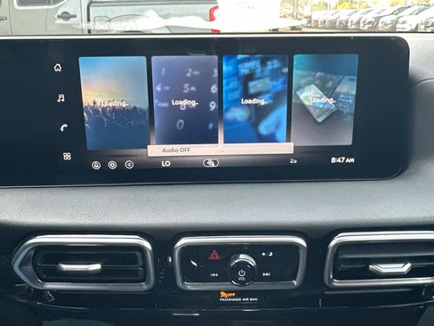 New 2026 Nissan Sentra SR w/ Floor Mat Package FWD image 33