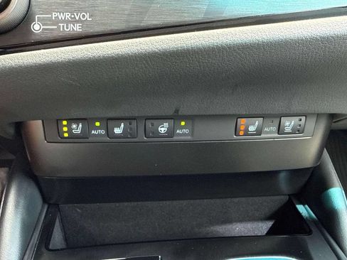 Used 2025 Lexus ES 350 w/ Premium Package FWD image 21