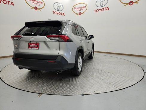 Used 2019 Toyota RAV4 XLE image 8