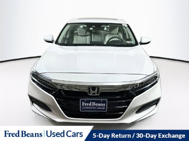 Used 2018 Honda Accord Touring image 2