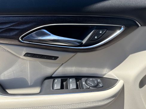 Used 2023 Buick Envision Avenir FWD image 21
