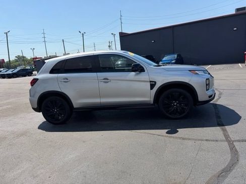 Used 2025 Mitsubishi Outlander Sport LE AWD/4WD image 5