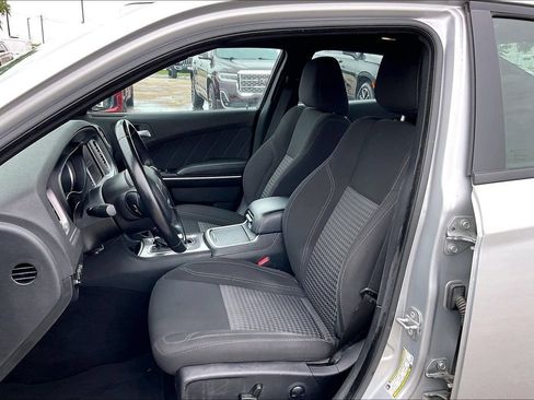 Used 2023 Dodge Charger SXT RWD image 18