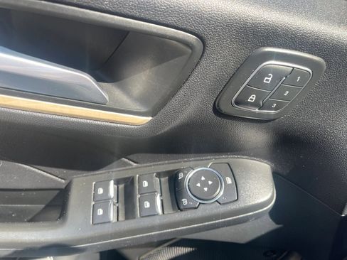 Used 2021 Ford Escape Titanium w/ Titanium Elite Package AWD/4WD image 17