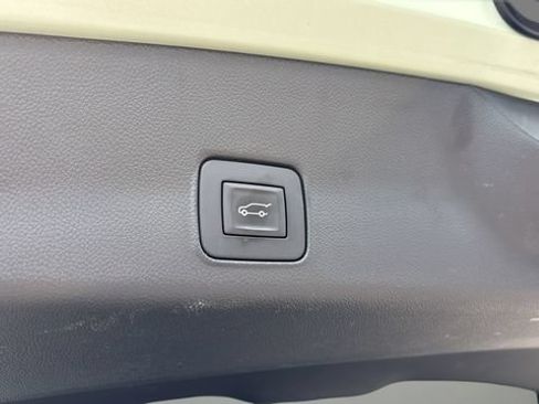 Used 2025 Chevrolet TrailBlazer ACTIV w/ Convenience Package AWD/4WD image 34