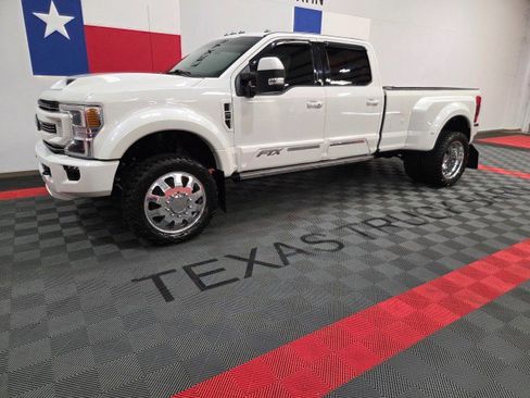 Used 2021 Ford F450 Lariat w/ Lariat Ultimate Package image 2