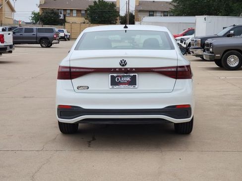 Used 2025 Volkswagen Jetta Sport FWD image 13