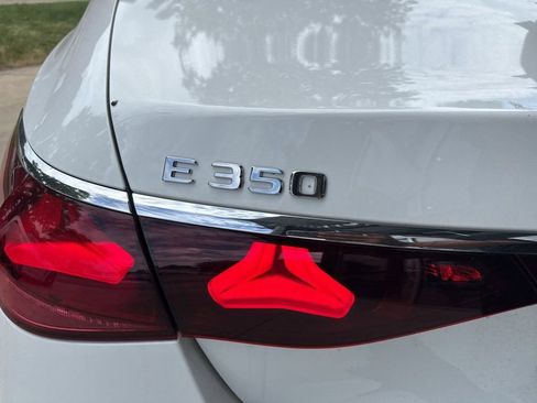 Used 2025 Mercedes-Benz E 350 4MATIC Sedan image 10