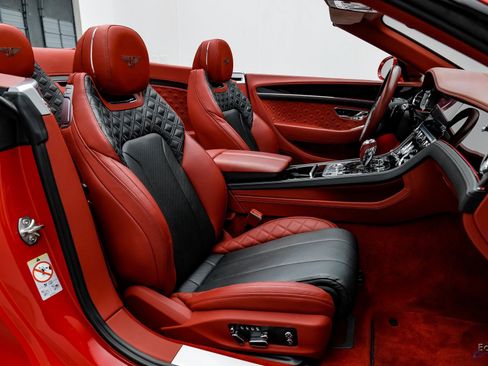 Used 2022 Bentley Continental GT image 55