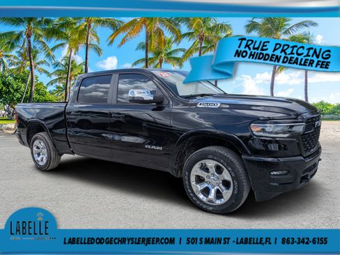 Used 2025 RAM 1500 Big Horn AWD/4WD image 2
