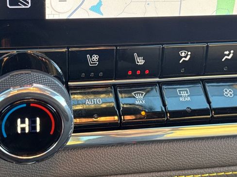 Used 2026 Chevrolet Colorado ZR2 image 23