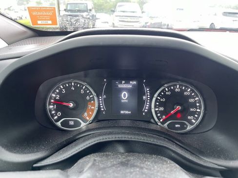 Used 2022 Jeep Renegade Sport w/ Sport Appearance Group AWD/4WD image 7