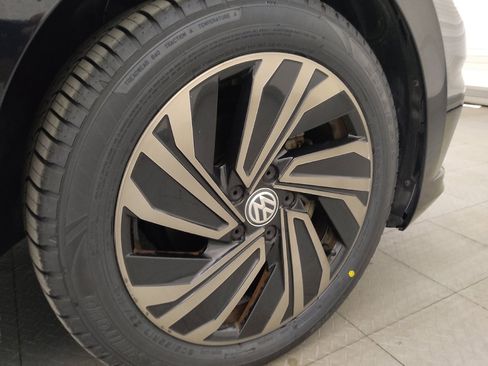 Used 2019 Volkswagen Jetta SEL Premium FWD image 31