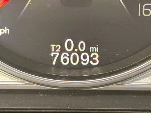 Used 2017 Volvo S60 T5 Inscription Platinum FWD image 12
