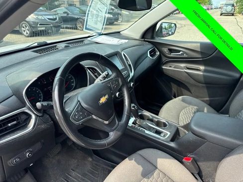 Used 2018 Chevrolet Equinox LT AWD/4WD image 11