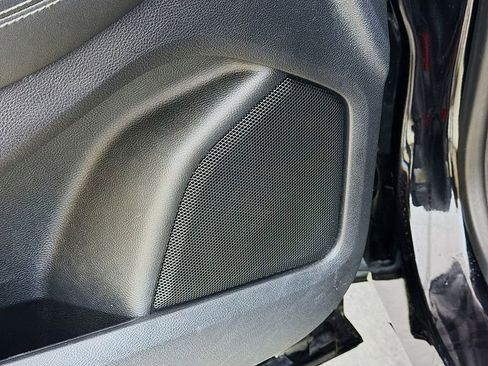 Used 2022 Ford Edge ST image 28