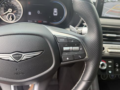 Used 2024 Genesis G70 2.5T w/ Sport Prestige Package RWD image 11