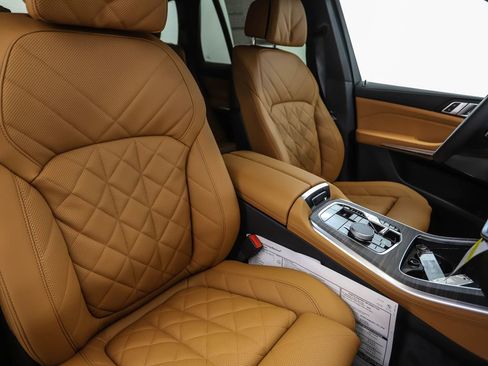 New 2026 BMW X5 xDrive40i w/ M Sport Package image 30