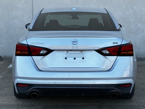 Used 2021 Nissan Altima 2.5 SR FWD image 40
