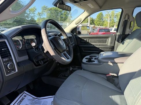Used 2017 RAM 2500 Tradesman w/ Chrome Appearance Group AWD/4WD image 14