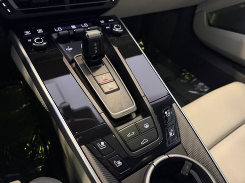 Certified 2025 Porsche 911 Turbo S AWD/4WD image 18