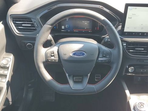 Used 2023 Ford Escape ST-Line w/ Tech Pack #1 AWD/4WD image 14
