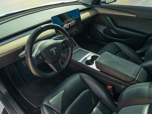 Used 2022 Tesla Model 3 image 18