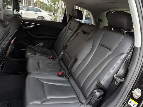 Used 2023 Audi Q7 3.0T Prestige w/ Prestige Package AWD/4WD image 5