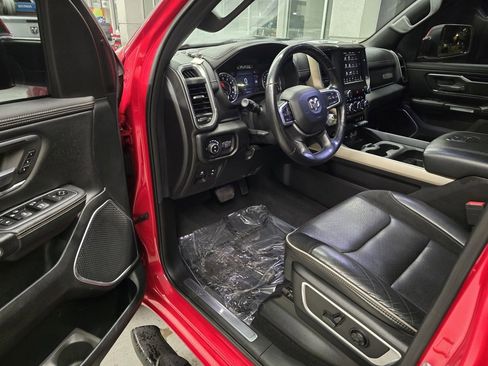 Used 2019 RAM 1500 Laramie w/ Sport Appearance Package image 19