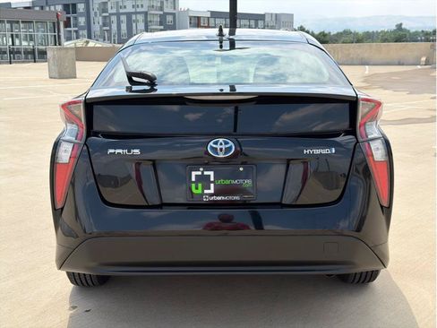 Used 2016 Toyota Prius Three FWD image 7