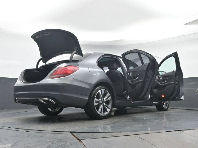 Used 2021 Mercedes-Benz C 300 4MATIC Sedan image 46