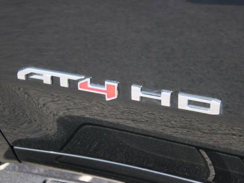 Used 2025 GMC Sierra 2500 AT4 w/ AT4 Premium Plus Package AWD/4WD image 19