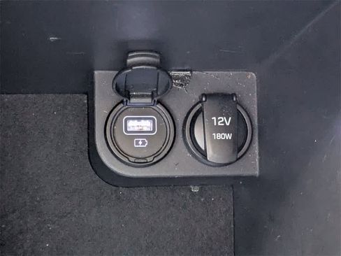 Used 2022 Hyundai Palisade SE image 27