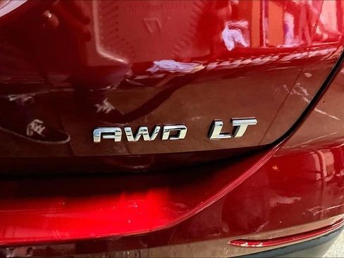 Used 2023 Chevrolet Equinox LT image 23