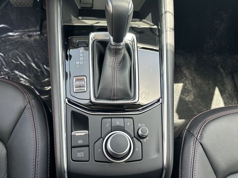 New 2025 MAZDA CX-5 Carbon Edition image 17