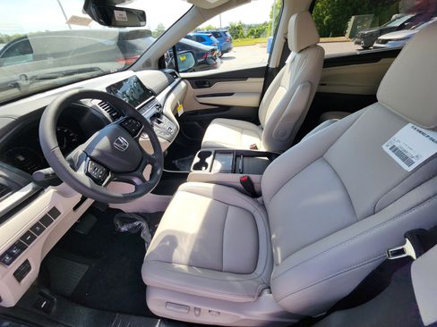 New 2026 Honda Odyssey EX-L image 10
