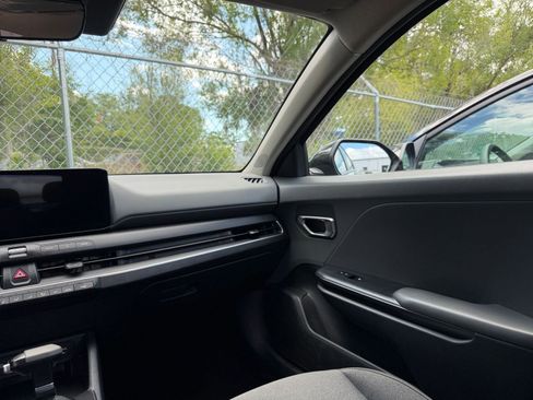 Used 2025 Kia K4 FWD image 34