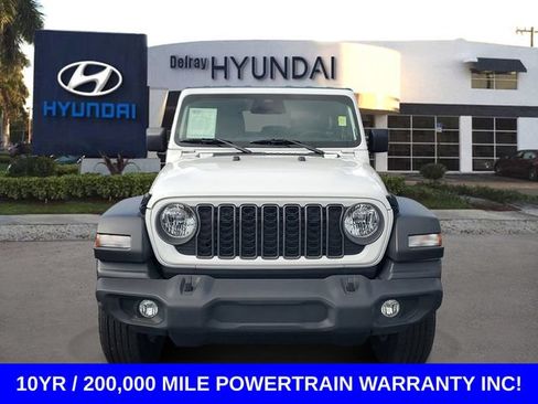 Used 2025 Jeep Wrangler Unlimited Sport AWD/4WD image 2