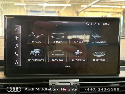 Used 2025 Audi Q5 2.0T Premium w/ Convenience Plus Package image 22