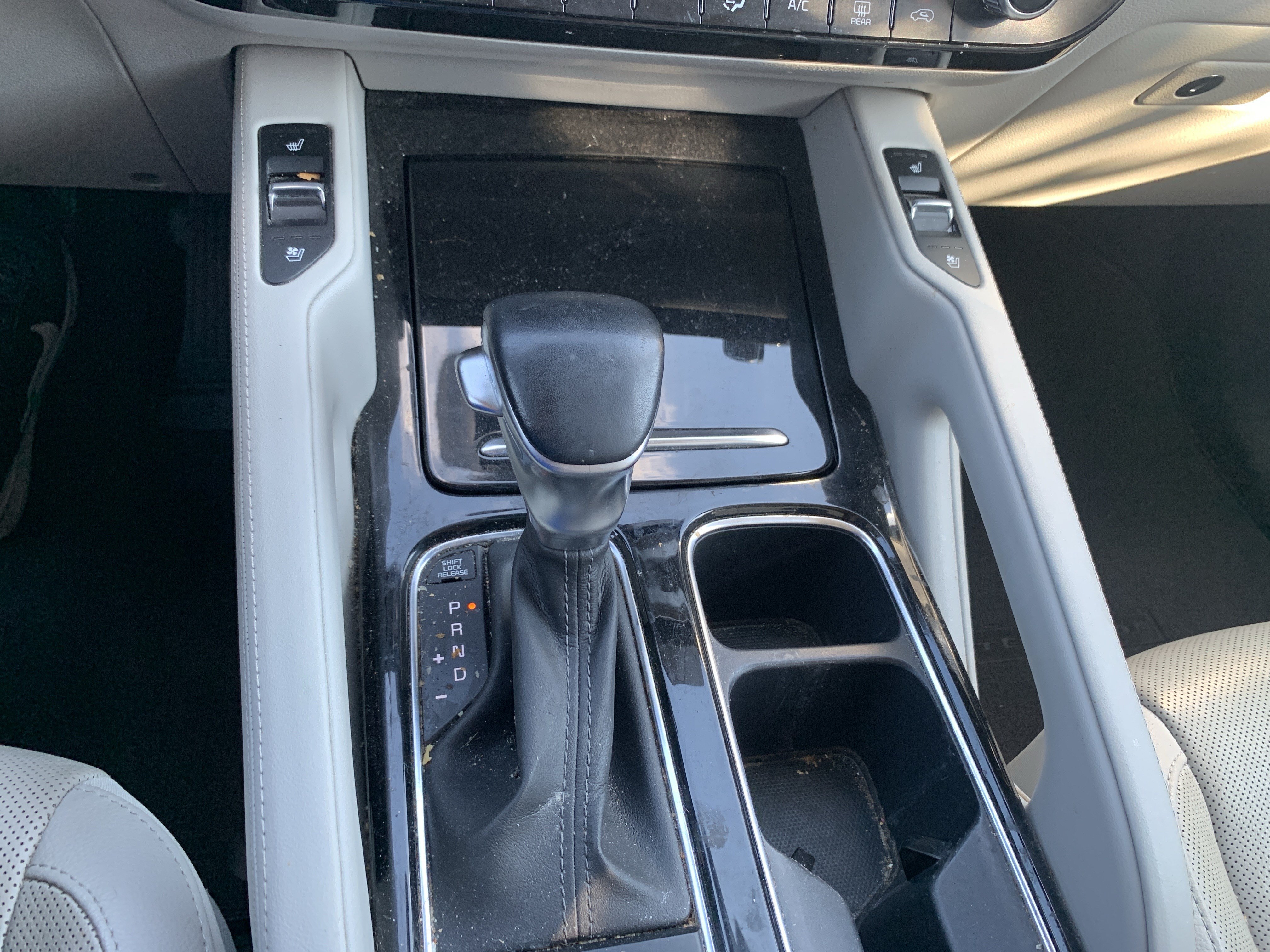 Used 2022 Kia Telluride EX w/ EX Premium Package FWD image 26