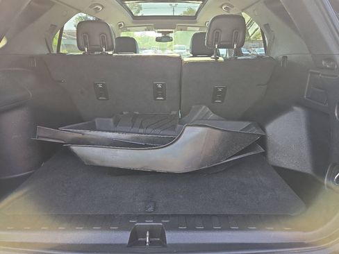 Used 2019 Chevrolet Equinox Premier w/ Premier True North Edition AWD/4WD image 16