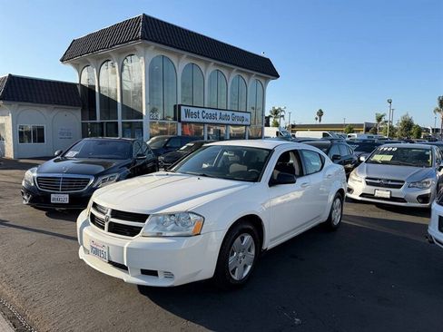 Used 2010 Dodge Avenger SXT image 1