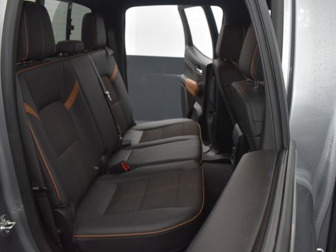 Used 2024 GMC Canyon AT4 w/ LPO, Skid Plate Package image 26