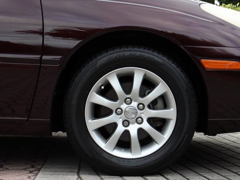 Used 2003 Lexus ES 330 image 23