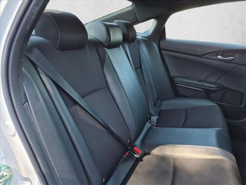 Used 2019 Honda Civic Sport image 16