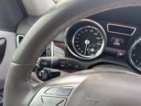 Used 2014 Mercedes-Benz GL 450 4MATIC image 29