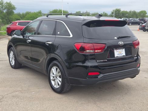 Used 2019 Kia Sorento FWD w/ LX Convenience Package image 5