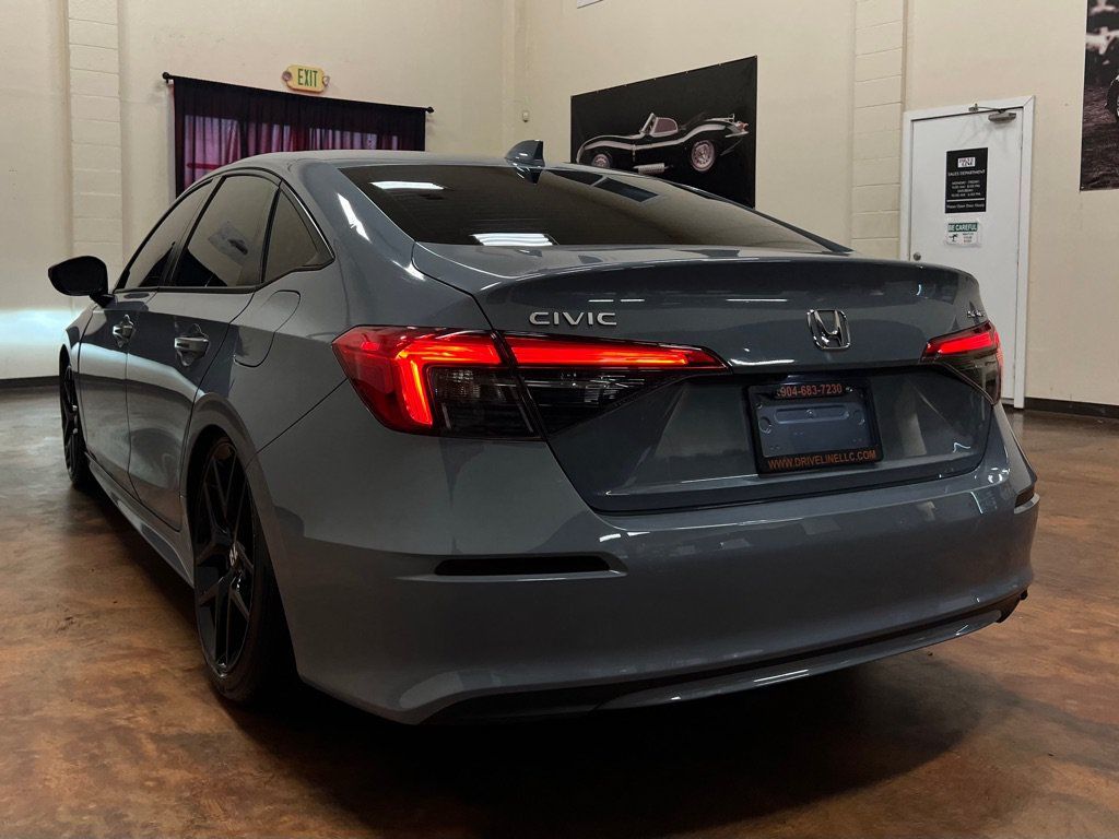 Used 2023 Honda Civic Sport image 7