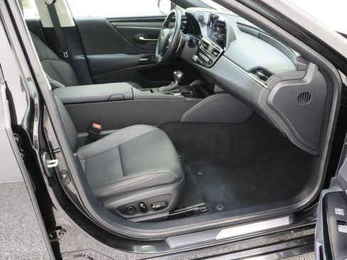 Used 2024 Lexus ES 350 w/ Accessory Package (Z2) FWD image 38